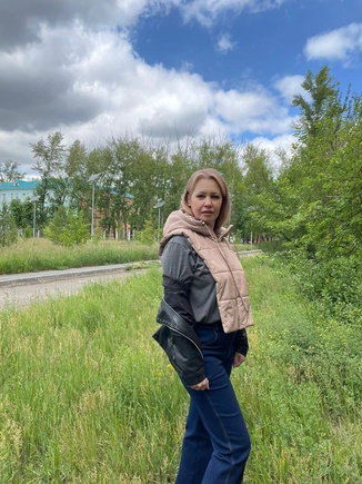 Шить это изделие  оказалось проще простого)