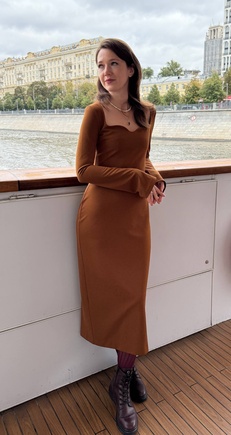 Вкусное платье корица