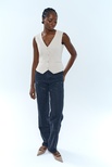Liliana Vest