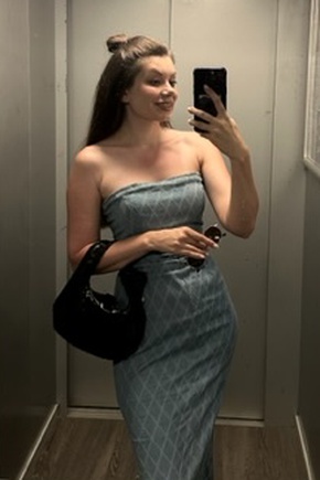 Удобная базовая выкройка, пришлось дорабатывать потому что купила на размер больше чем нужно.