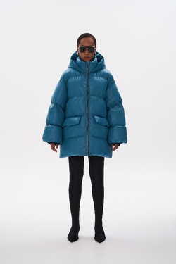 Пуховика Саоми