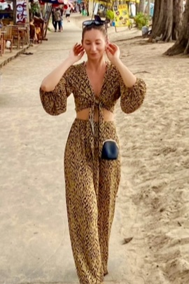 
                             
                                Блузка Люси.
                                Обложка отзыва пользователя Пользователь 243788
                             
                        