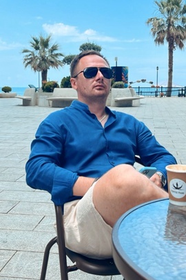 
                             
                                Рубашка Кевин.
                                Обложка отзыва пользователя Панченко Дарья
                             
                        