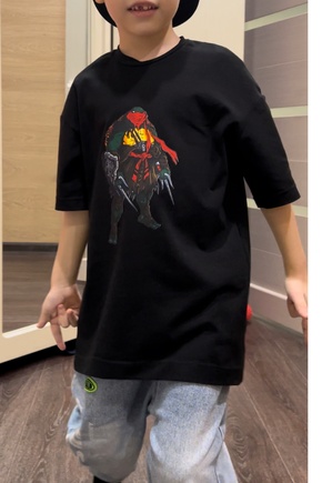 Стилевая,оверсайзная