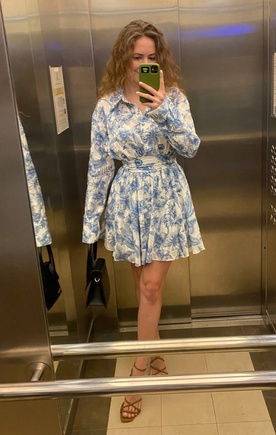 Платье огонь!