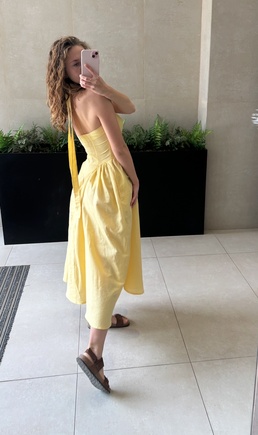 Женственно