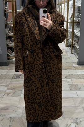 
                             
                                Френсис пальто.
                                Обложка отзыва пользователя Полина Земскова
                             
                        