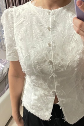 
                             
                                Арьяна жакет.
                                Обложка отзыва пользователя Пользователь 138759
                             
                        