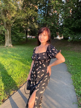 Изящное женственное платье