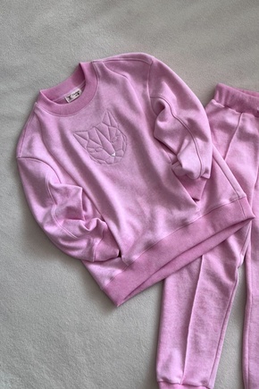 Прекрасный костюм для дочки.