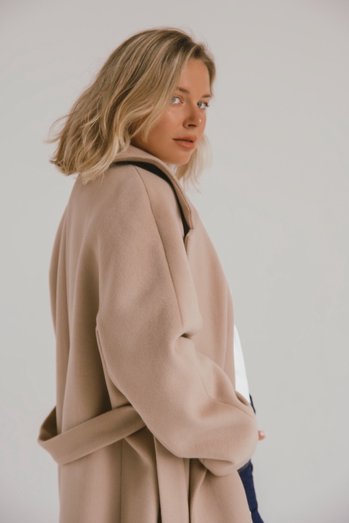 2. Марафон по пошиву пальто Алессандра