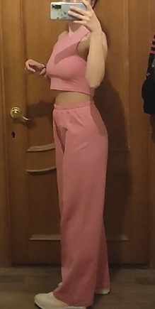 Сшила спортивный костюм