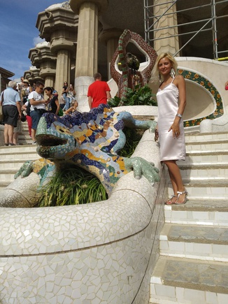 Легкая и стильная Лея