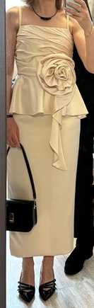 Грандиозно