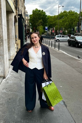 
                             
                                Жилет Лилиана.
                                Обложка отзыва пользователя Панченко Дарья
                             
                        