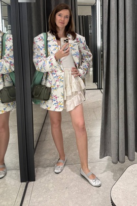 
                             
                                Мэдхен жакет.
                                Обложка отзыва пользователя Татьяна Эхинова @ekhinova_designer
                             
                        