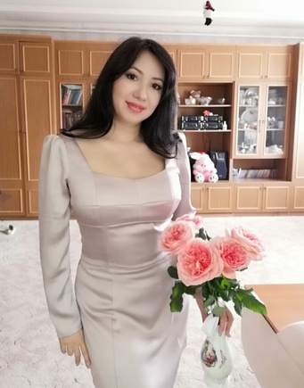 Красивое и нежное платье