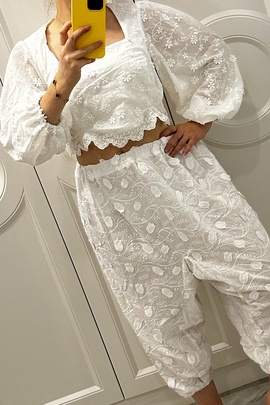 
                             
                                Эрмина блузка.
                                Обложка отзыва пользователя Пользователь 259827
                             
                        