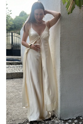 
                             
                                Таша брюки.
                                Обложка отзыва пользователя Пользователь 418947
                             
                        