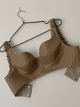 Кожаный топ