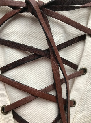 Брюки Скади с кожаными шнуровками