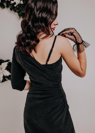 Лучше черное маленькое платье в моем гардеробе🖤