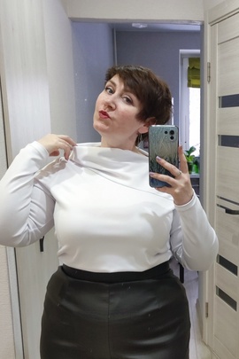 
                             
                                Эрика лонгслив.
                                cover of user feedbackПользователь 324630
                             
                        