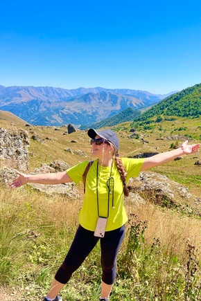 Шью постоянно