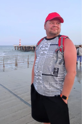 Газета - двигатель прогресса. И почитать, и накрыться, и огонь разжечь (Б. Акунин).