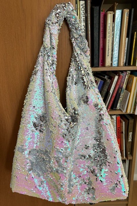 
                             
                                Bag sewing course.
                                cover of user feedbackLina
                             
                        