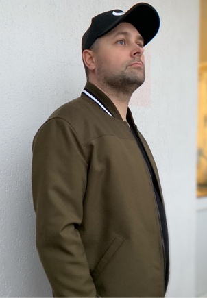 Отличный получился бомбер