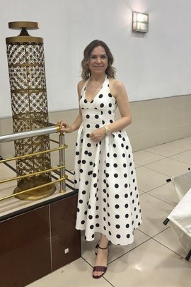 
                             
                                Lexi Dress.
                                Обложка отзыва пользователя Aynur Arda
                             
                        