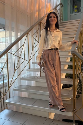 было непросто, но результат меня устроил) не без косяков, но процесс был увлекательным, убрала длину немного, спасибо за выкройку)