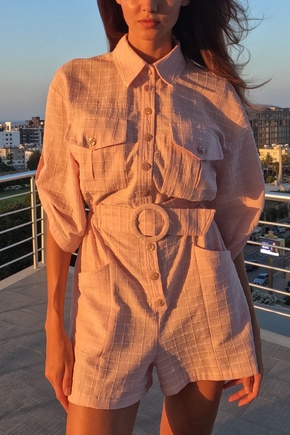 Отлично для лета, продувается и не прилипает )