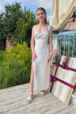 Платье всем понравилось.