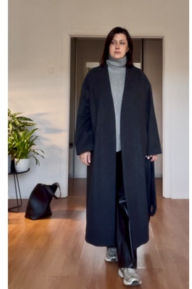 
                             
                                Харриет пальто.
                                Обложка отзыва пользователя Яна Белова
                             
                        