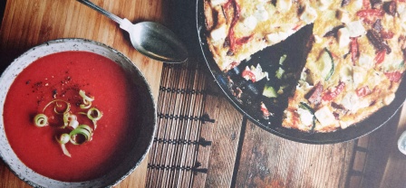 Frittata och Bloody Mary soppa till brunch