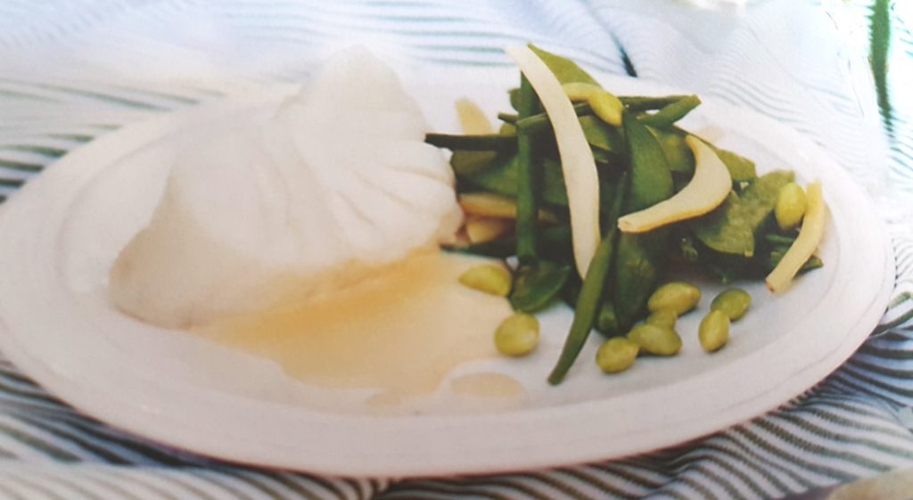 vin-till-torskrygg-med-beurre-blanc-smorslungade-bonor