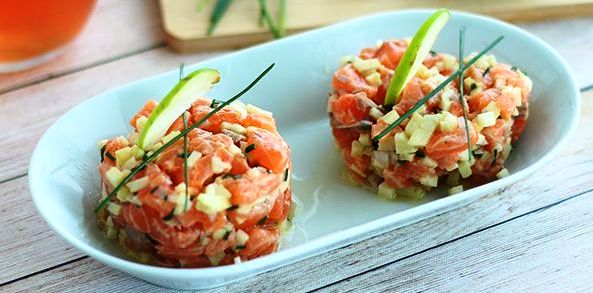 vin-till-laxtartar-med-apple-citronkram-vinbanken