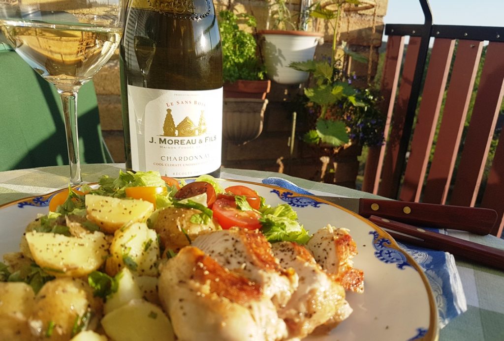 vin-till-sommarkyckling-med-farskpotatis-sallad