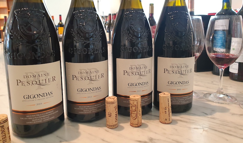 Minivertikal med-Domaine-du-Pesquier-fran-Gigondas-vinbanken