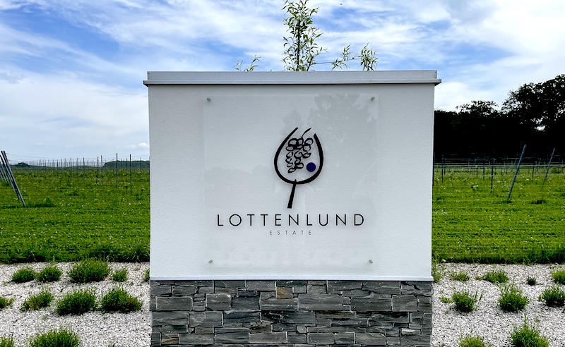 Lottenlund-estate-helsingborg-svenskt-vin-vinbanken