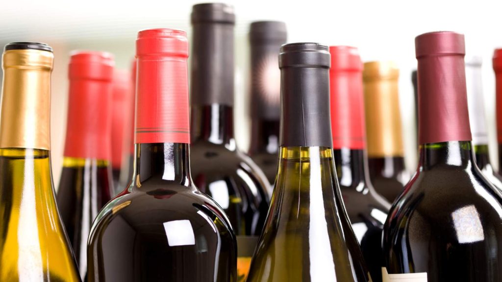Rött vin i magnumflaska