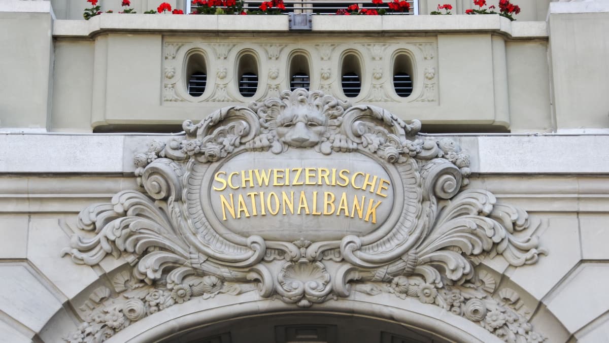 NB hits Swiss franc with surprise interest rate cut