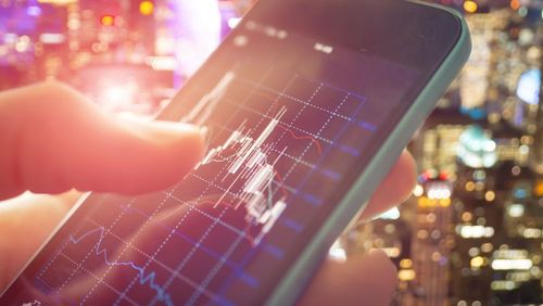 Making trading online on the smart phone. New ways to make economy and trading