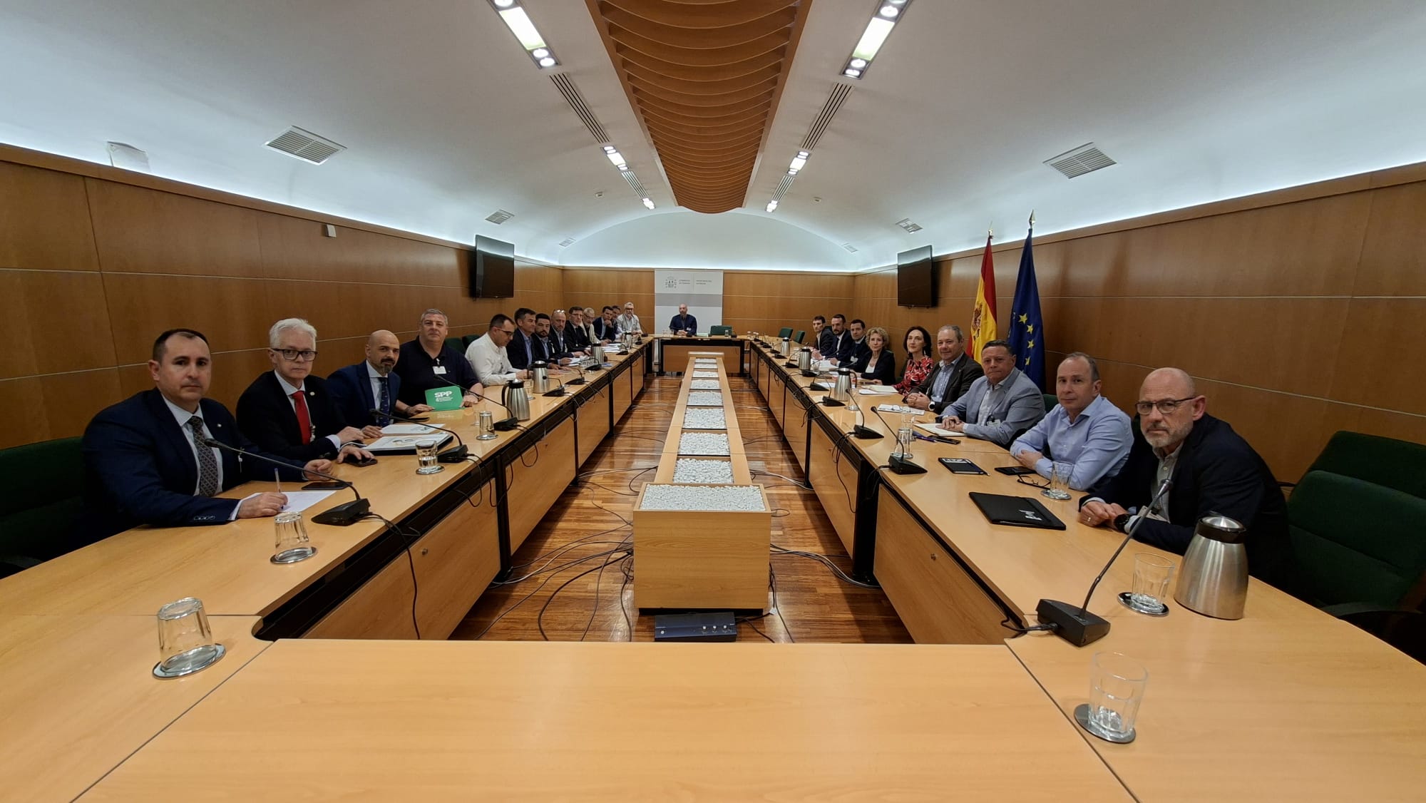 Interior y las organizaciones representativas firmantes de Guardia Civil y Policía Nacional inician la mesa técnica para la aplicación de los coeficientes reductores para la obtención de la Jubilación Digna por profesión de riesgo