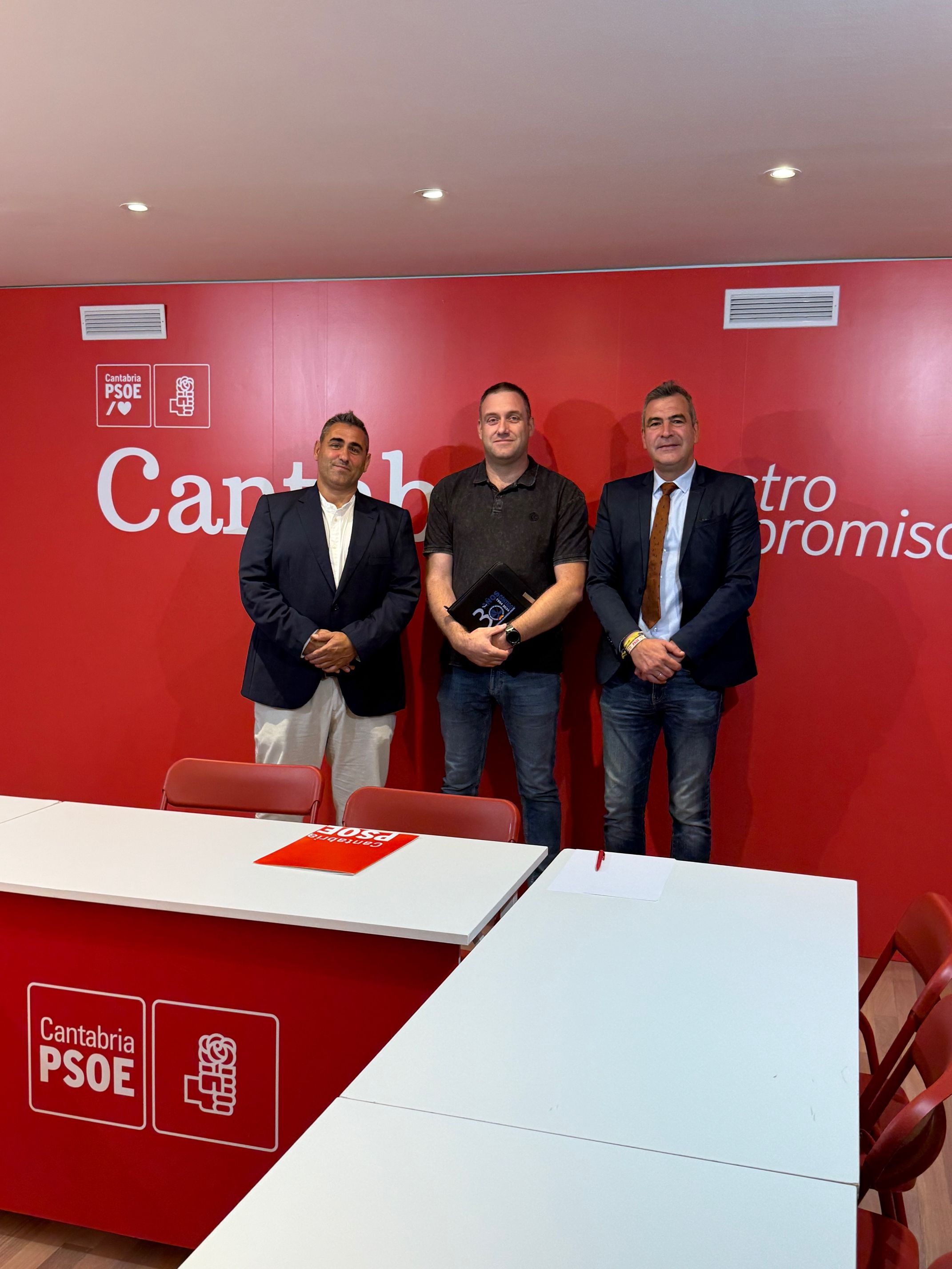 AUGC Cantabria se reúne con el PSOE para trasladar las principales reivindicaciones de los guardias civiles