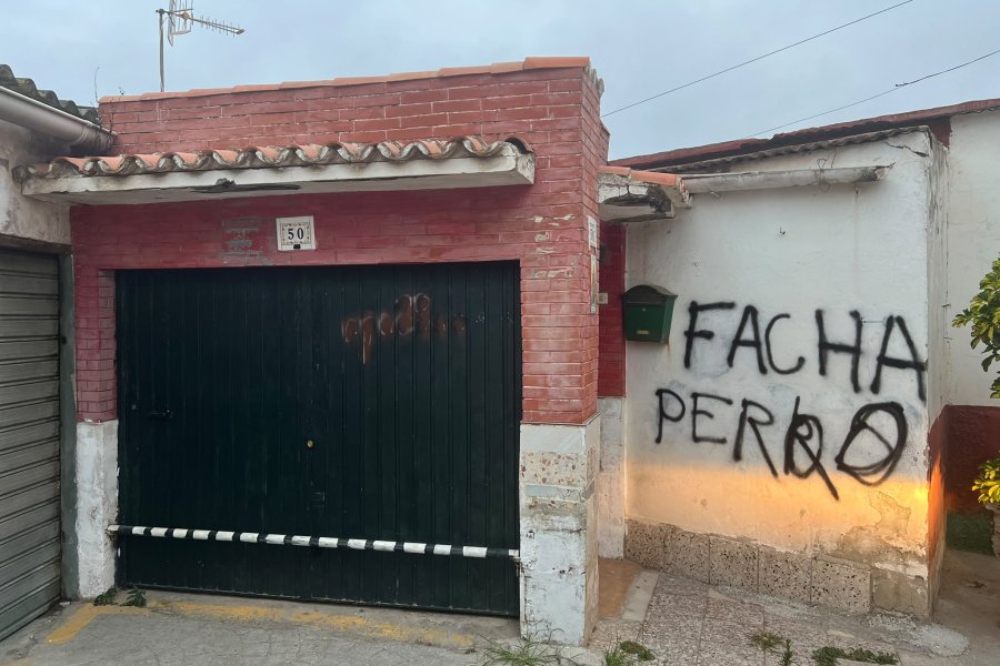AUGC condena las pintadas con mensajes de odio aparecidas en el garaje de un guardia civil en Ceuta