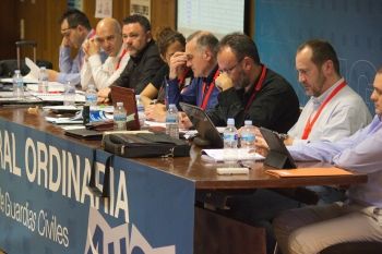La Asamblea aprueba una resolución contra la aplicación del Código Penal Militar a los guardias civiles
