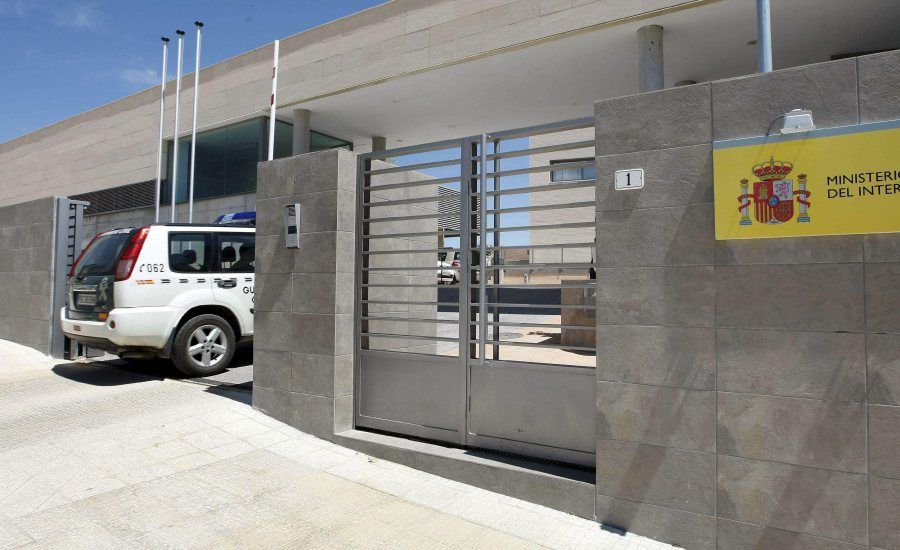 Propón al Consejo que se abra un grupo de trabajo para regular las condiciones y requisitos de los encargados de las sustituciones de los jefes de unidad